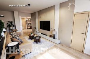 AMPLIO Y LUMINOSO PARA REFORMAR CON TERRAZA Y DOS BALCONES, EN EL CENTRO photo 0