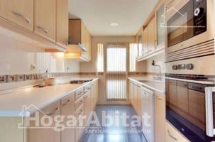 PRECIOSO PISO EN RESIDENCIAL CON GARAJE DOBLE, PISCINA Y TERRAZA photo 0