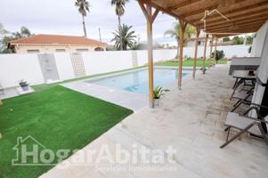 ¡ESPECTACULAR CHALET! CON GARAJE, PISCINA PRIVADA Y TERRAZA photo 0