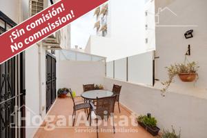 ¡MUY CERCA DE LA PLAYA! REFORMADO CON TERRAZA Y DOS PATIOS photo 0