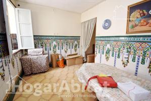 ¡EXCELENTE OPORTUNIDAD! CASA PARA REFORMAR CON GARAJE Y TRASTERO, EXCELENTE UBICACIÓN photo 0