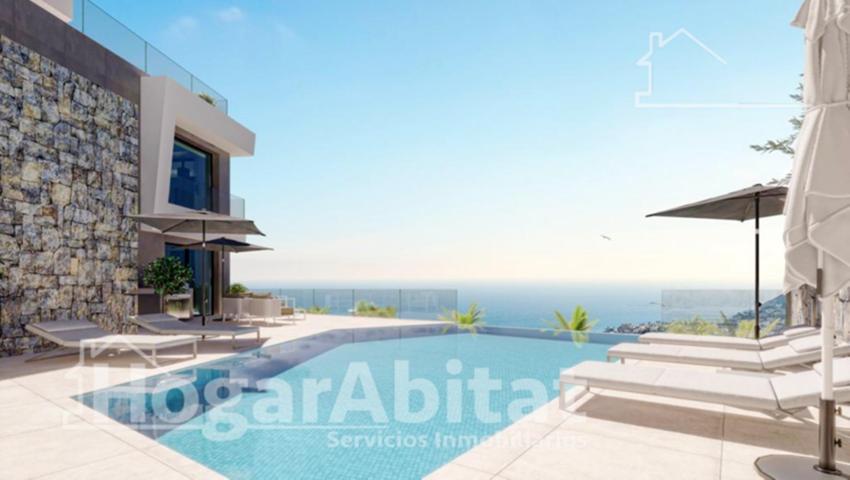 ¡IMPRESIONANTES VISITAS DE 180º HACIA AL MAR! CHALET DE LUJO CON 3 TERRAZAS, GARAJE  Y PISCINA photo 0