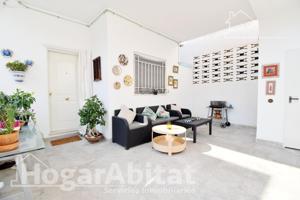 ¡PLAYA DE GANDIA! BONITA CASA REFORMADA CON DOS AMPLIAS TERRAZAS photo 0