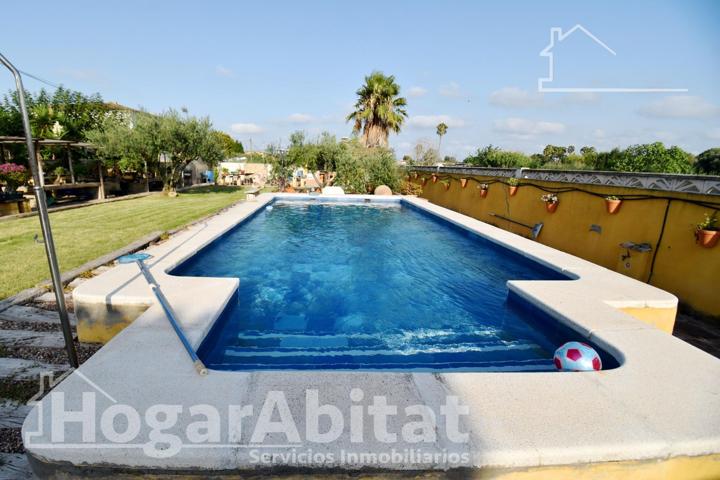 ¡CHALET ESPECTACULAR! AMPLIO CON GARAJE, TERRAZA Y PISCINA PRIVADA photo 0