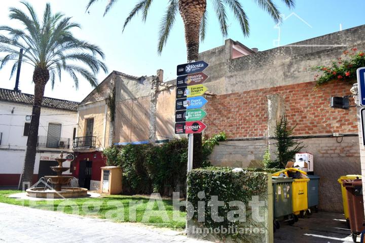 ¡EXCELENTE UBICACIÓN! CASA PARA REFORMAR CON TERRAZA Y BARBACOA photo 0