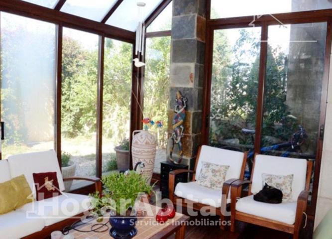 PRECIOSO CHALET REFORMADO CON TERRAZA, GARAJE Y JARDÍN photo 0