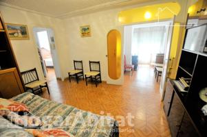 ¡EXCELENTE ZONA! CONFORTABLE, EXTERIOR Y MUY LUMINOSO CON ASCENSOR photo 0