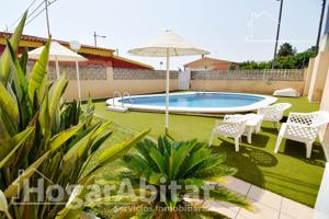 ¡PLAYA DE ALMAZORA! GRAN CHALET CON PISCINA PRIVADA, BARBACOA Y TERRAZA photo 0