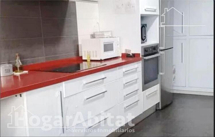¡EXCELENTE ZONA! ADOSADO AMPLIO Y LUMINOSO CON TERRAZA Y GARAJE photo 0