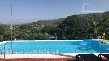 ¡VISTAS PANORÁMICAS! MAGNÍFICO CHALET CON PISCINA PRIVADA, PARKING Y PARCELA photo 0