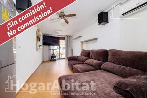 ¡CERCA DE LA PLAYA! ALTO, MODERNO Y SEMIREFORMADO CON BALCÓN Y GARAJE photo 0