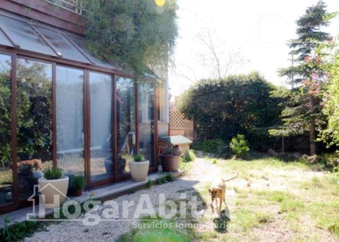 PRECIOSO CHALET REFORMADO CON TERRAZA, GARAJE Y JARDÍN photo 0