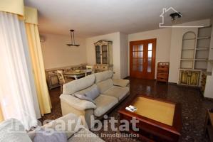 BONITO, AMPLIO Y EXTERIOR CON GARAJE Y TRASTERO photo 0