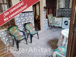 CASA CON GARAJE, DOS TERRAZAS Y BALCÓN photo 0