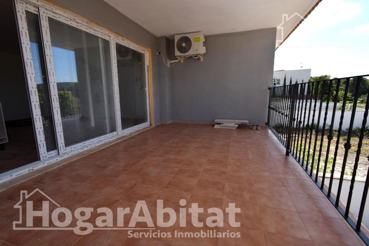 ¡CASA NUEVA, A ESTRENAR! AMPLIA Y LUMINOSA CON TERRAZA Y GRAN GARAJE photo 0