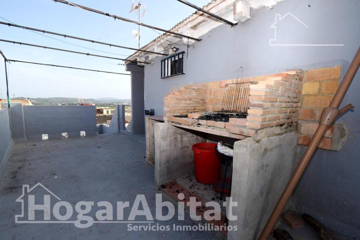 MUY AMPLIO CON TERRAZA EN EL PLENO CENTRO photo 0