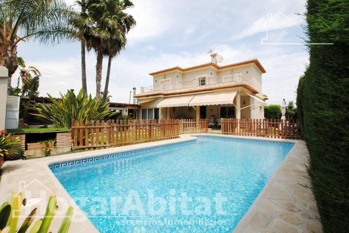 ¡VILLA ESPECTACULAR! AMPLIA CON PISCINA PRIVADA, GARAJE Y GRAN TERRAZA photo 0