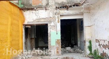 ¡OPORTUNIDAD DE INVERSIÓN! CASA ECONÓMICA PARA REFORMAR, EN EL CENTRO photo 0