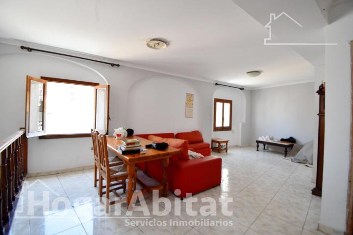 ESPACIOSA CASA CON TERRAZA EN EL HISTÓRICO CASCO ANTIGUO photo 0