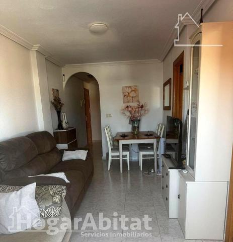 ACOGEDOR Y EXTERIOR EN RESIDENCIAL CON PISCINA Y BALCÓN photo 0