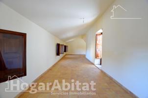 ¡RAFELCOFER CENTRO! MAGNÍFICA CASA ESQUINERA Y LUMINOSA CON DOS TERRAZAS Y ASCENSOR photo 0