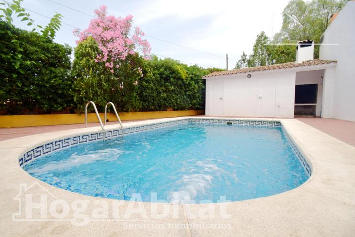 ¡CHALET ESPECTACULAR! AMPLIO Y LUMINOSO CON PISCINA PRIVADA Y TERRAZA photo 0