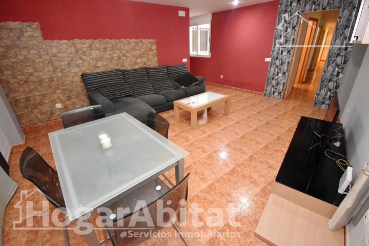 ¡BONITO Y EN EL CENTRO! BAJO AMPLIO Y EXTERIOR CON TERRAZA photo 0