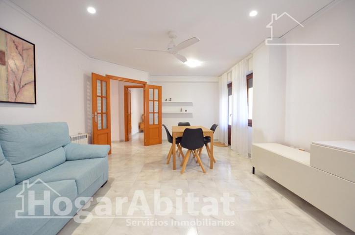 REFORMADO Y AMUEBLADO CON ASCENSOR Y TERRAZA photo 0