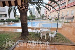 REFORMADO CON PISCINA JUNTO A LA PLAYA photo 0