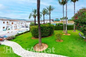 ¡ESPECTACULAR ADOSADO! LUMINOSO EN RESIDENCIAL CON PISCINA Y TERRAZA photo 0