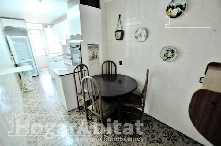 ¡EXCELENTE UBICACIÓN! AMPLIO, ALTO Y EXTERIOR CON BALCÓN photo 0