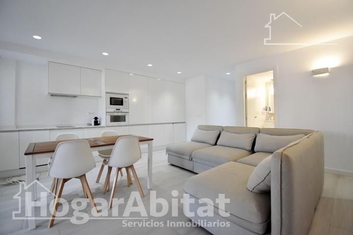 ¡PRIMERA LÍNEA DE PLAYA! REFORMADO EN RESIDENCIAL CON PISCINA Y TERRAZA photo 0