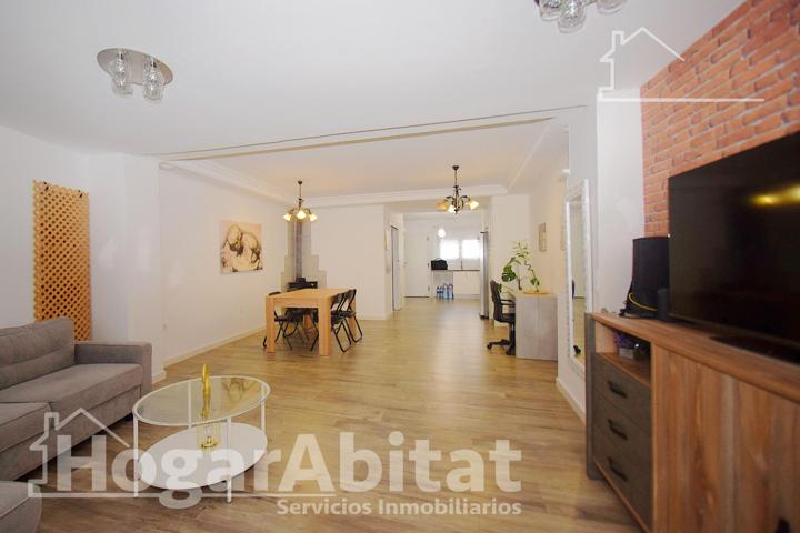 ¡MAGNÍFICA VIVIENDA! REFORMADA Y MUY AMPLIA CON GRAN TERRAZA photo 0