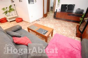 ¡VISTAS A LA MONTAÑA! AMPLIO CON GARAJE Y BALCÓN photo 0