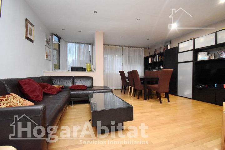 REFORMADO CON ASCENSOR JUNTO A LA PLAZA Mª AGUSTINA photo 0