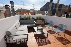 ¡GRAN OPORTUNIDAD! CASA PARA REFORMAR CON BALCÓN Y TERRAZA, EN EL CENTRO photo 0