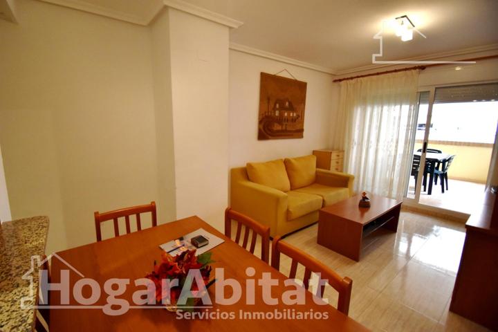 SEMINUEVO CON PISCINA, GARAJE Y TERRAZA CERCA DE LA PLAYA photo 0