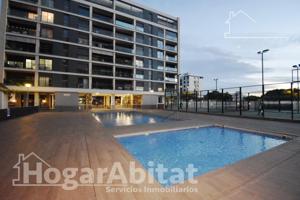 MUY AMPLIO CON PISCINA, GARAJE Y TERRAZA photo 0