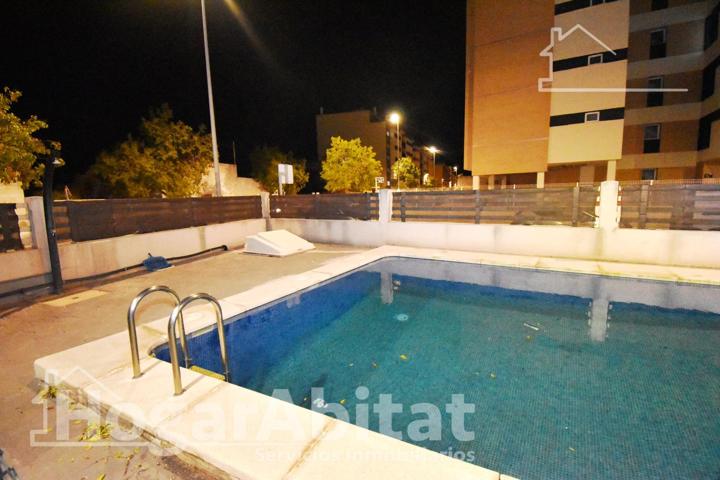 ¡OPORTUNIDAD DE INVERSIÓN! EN RESIDENCIAL CON PISCINA, GARAJE Y TRASTERO photo 0