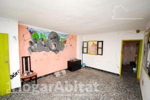 ¡GRAN OPORTUNIDAD! DOS CASAS CON TERRAZA Y BALCÓN photo 0