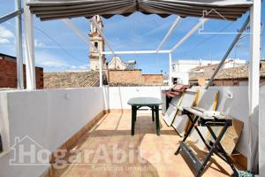 CASA REFORMADA CON TERRAZA EN EL CENTRO photo 0