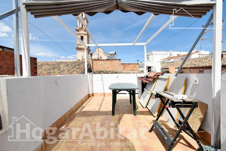 CASA REFORMADA CON TERRAZA EN EL CENTRO photo 0