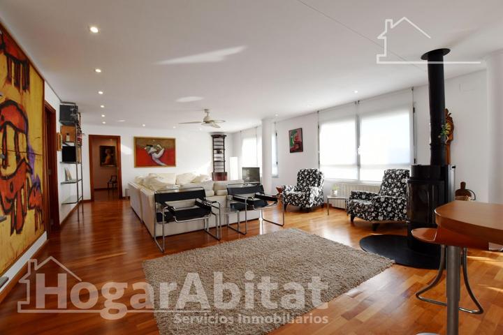 ESPECTACULAR CHALET CON SAUNA, PISCINA, GARAJE Y BONITAS VISTAS photo 0