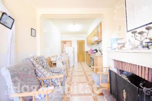 ¡EXCELENTE OPORTUNIDAD! GRAN CASA PARA REFORMAR CON GARAJE Y TRES TERRAZAS photo 0