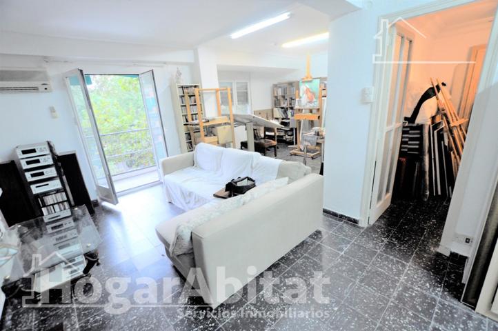 EXTERIOR CON BALCÓN Y ASCENSOR CERCA DE RUZAFA Y RÍO photo 0