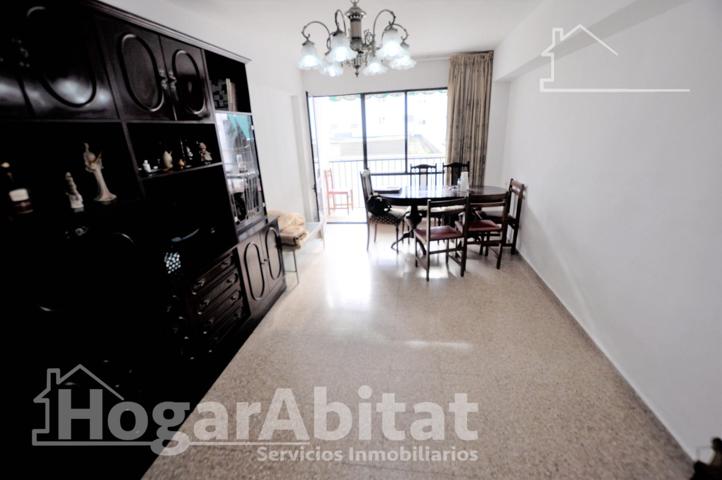 LUMINOSO CON BALCÓN Y ASCENSOR CERCA DEL METRO photo 0