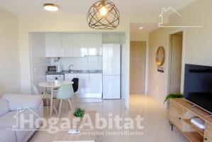 SEMINUEVO Y LUMINOSO MUY CERCA DE LA PLAYA photo 0