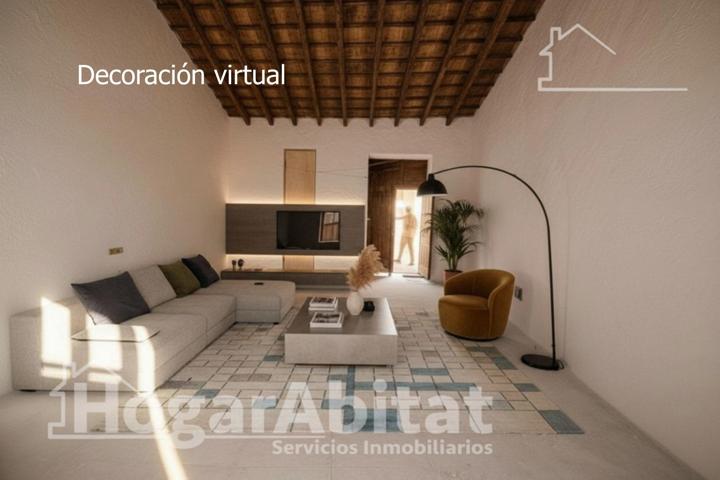 AMPLIA CASA CON DOS TERRAZA PARA HACER TU HOGAR DE SIEÑO EN EL CENTRO photo 0