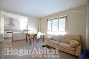 AMPLIO CON GARAJE, BALCÓN Y ASCENSOR photo 0