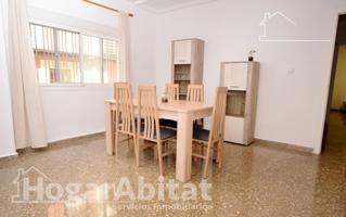 ¡TOTALMENTE REFORMADO! BAJO ESQUINERO, AMPLIO Y LUMINOSO photo 0